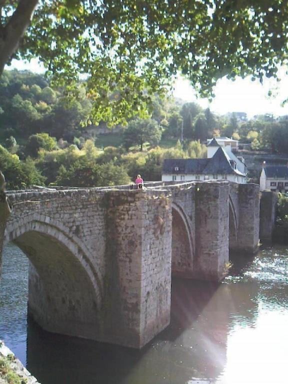 Апартаменты Vue Du Pont Антрег-сюр-Трюйер Экстерьер фото